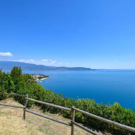 Apartment Casa Panorama Toscolano Maderno